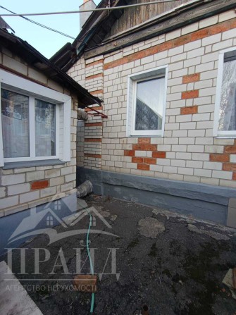 Продам півбудинку в центрі - фото 1