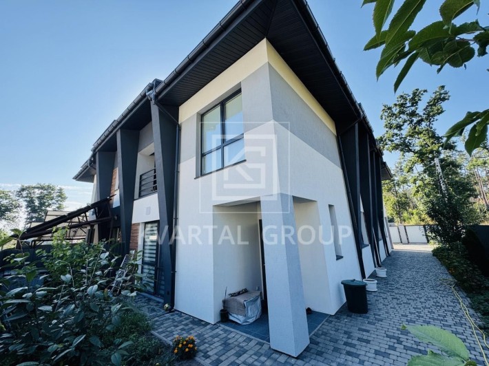 Продаж таунхаусу (квадробудинок) в Ірпені з меблями та технікою - фото 1