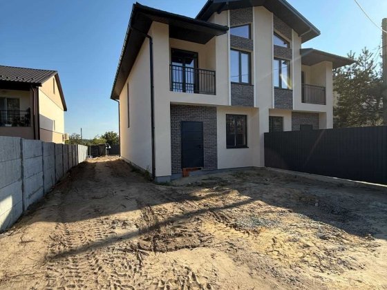 Новий дуплекс в Ірпені біля лісу Ірпінь