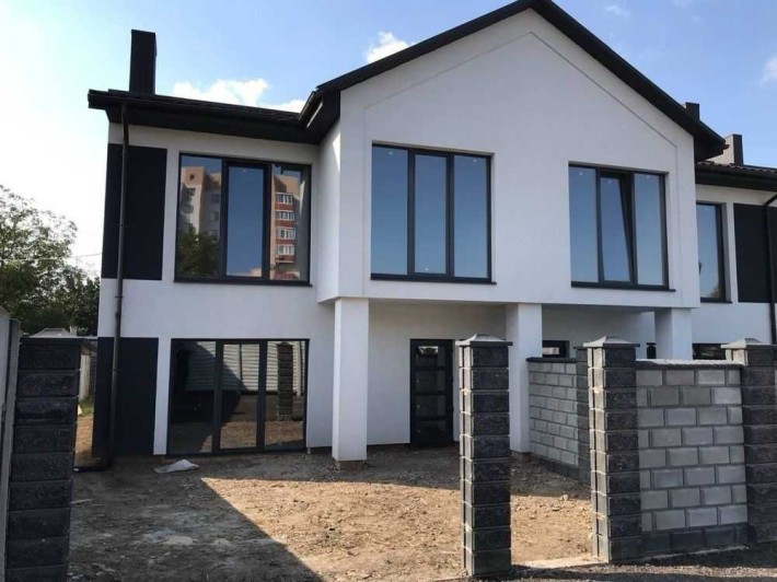 +Просторий та комфортний котедж у затишному районі - фото 1