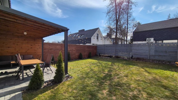 Сучасний дуплекс з терасою та ділянкою — Ірпінь, 160 м² комфорту - фото 1