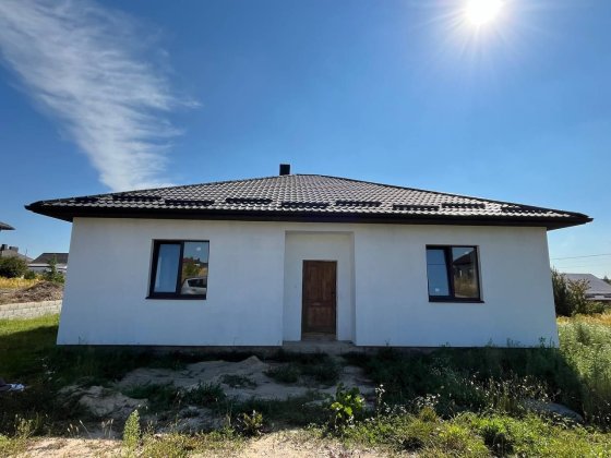 Будинок масив Криниченька. Рівне