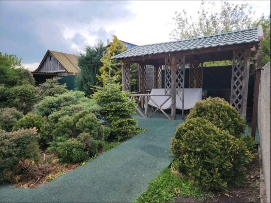 Продаж 2 поверхового будинку, В Сироватка. Суми