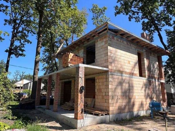 Окремо стоячий будинок поруч з парком Центральний Незнайка Газ Ірпінь