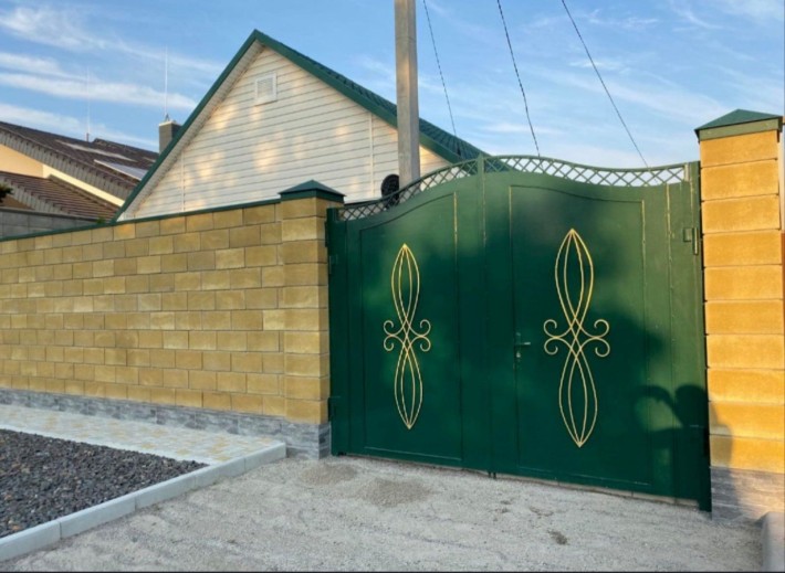 Продается дом на Жилпоселке. - фото 1