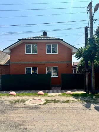 Продаж двоповерхового будинку з ремонтом та меблями | вул. Хотінська - фото 1