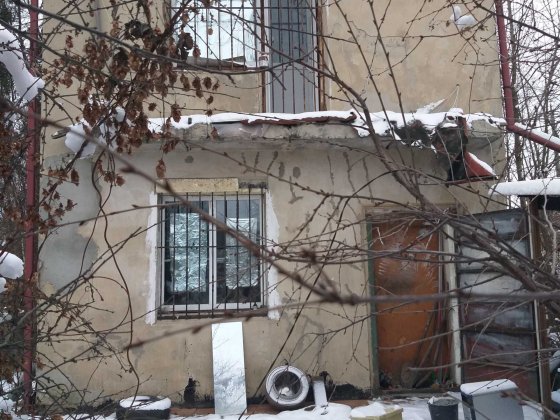 2 этажный дом с большим гаражом 15 соток район автовокзала Полтава