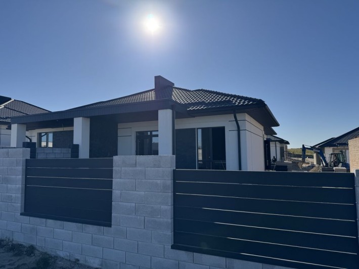 Продам котедж з міськими комунікаціями та газом, масив Гармонія - фото 1
