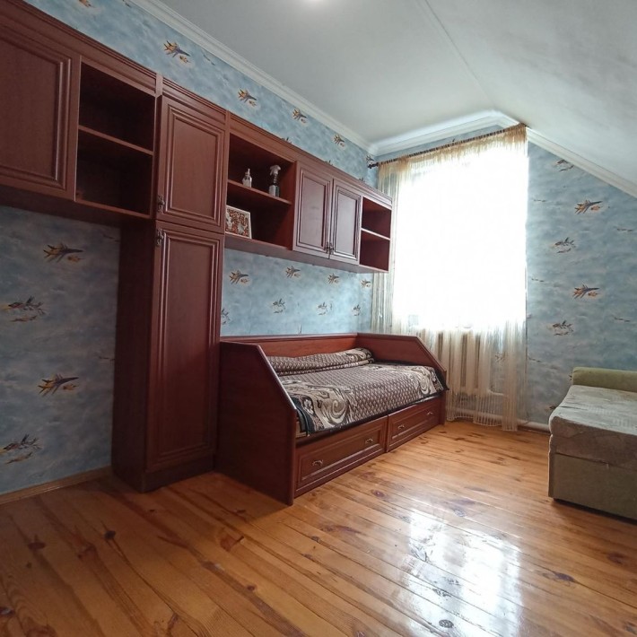 Будинок. Обарів. Центральна вулиця - фото 1