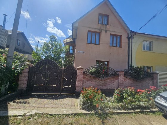 Продаж будинку Чернівці Черновцы