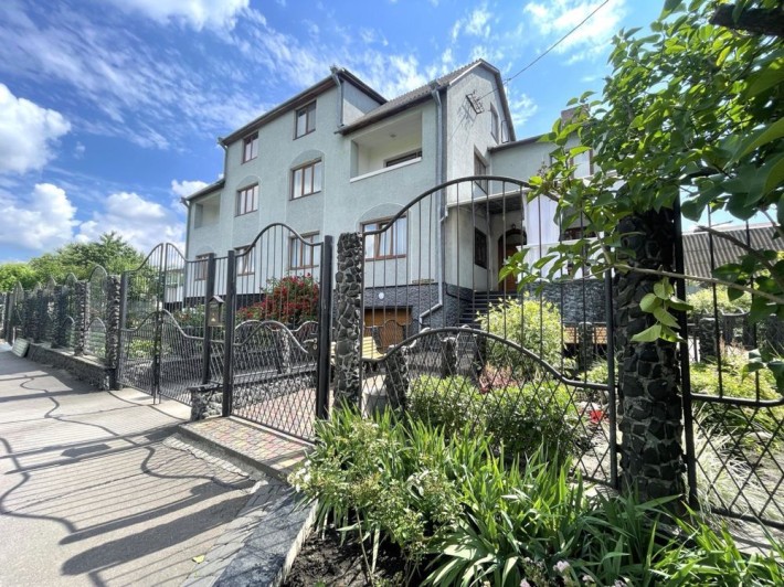 Продається просторий будинок поруч озера Басів  Кут Без комісії - фото 1