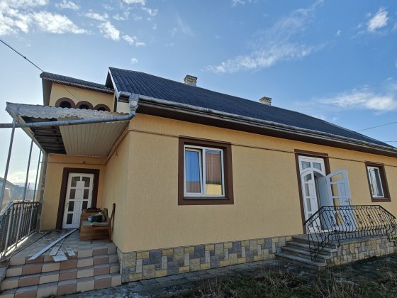 Продаємо будинок в місті!! Черновцы