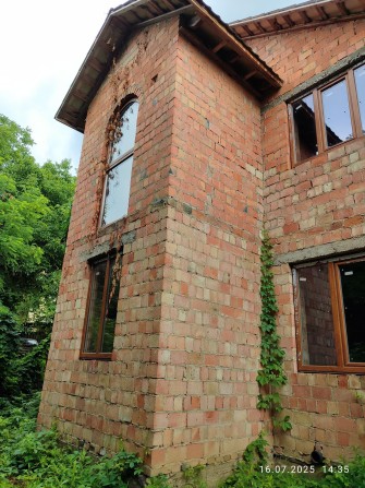 Продається цегляний 2 поверховий будинок - фото 1