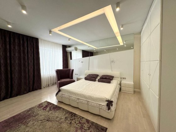 Стильний 4К котедж, вул  Неофіта Кибалюка Рівне