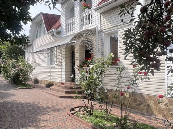 Продаж будинка р-н Бруклін Ровно