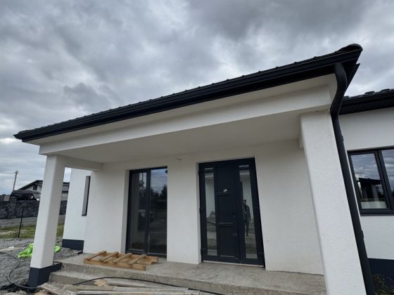 Американка в закритому комплексі з максимальною комплектацією! Рівне