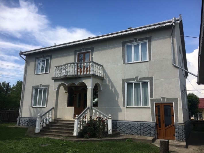 Продається будинок з прилеглою територією в Чернівецькому районі - фото 1