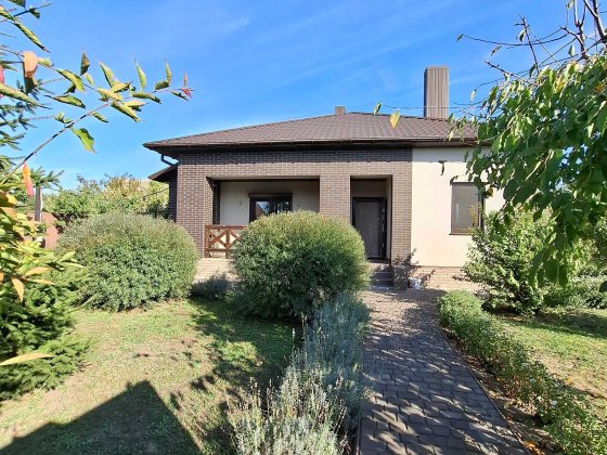 Продам будинок в якому живе любов. Чернигов