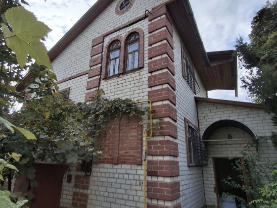 Продаж великої дачі в місті (  центральна вода та газ ) Чернігів