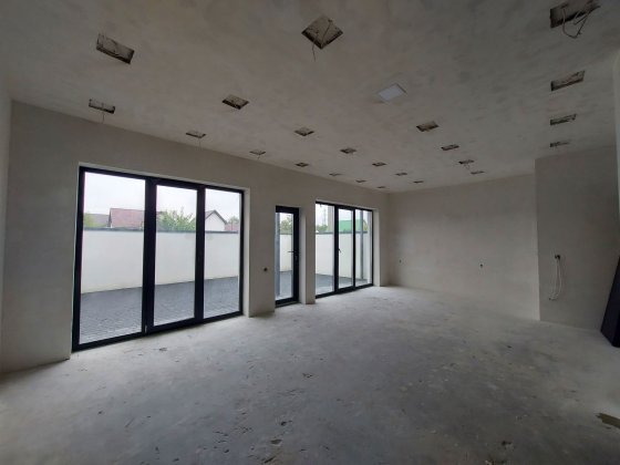 Продаж великого будинку Черкаси