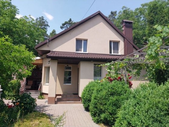 Продається просторий двоповерховий будинок з гаражем, 510589 Черкаси