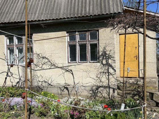 Продається дачав районі вул.Балтійськоі,ціна12500дол. Чернівці