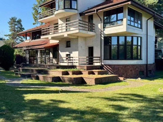 Продаж ПРЕМІУМ будинку з власним басейном та садом у м. Київ Киев