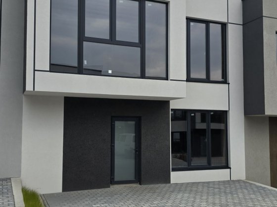 Продається таунхаус 125 м² у сучасному комплексі | 3 км від Годилівськ Чернівці