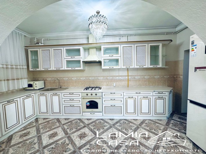 Продаж гарного будинку в топовій локаціі. Вул. Мазепи (Депот) - фото 1