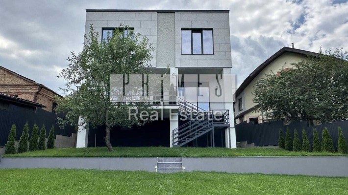 Продаж сучасного, двоповерхового будинку біля Голосіївського парку - фото 1