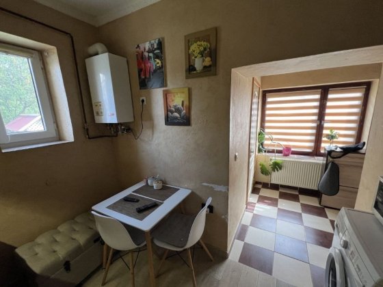 Продається будинок в р-ні готеля " Закарпаття" Ужгород