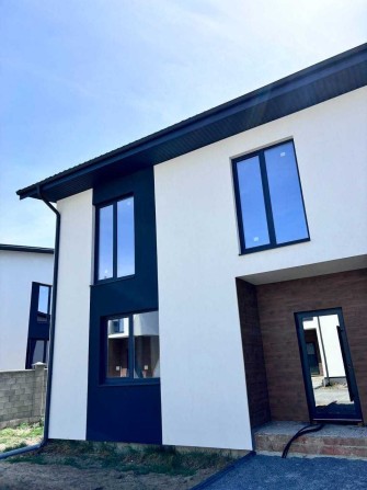 Просторий котедж 120м2 з власною земельною ділянкою - фото 1