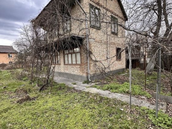 Продаж дачі в Осокорках біля озера Киев