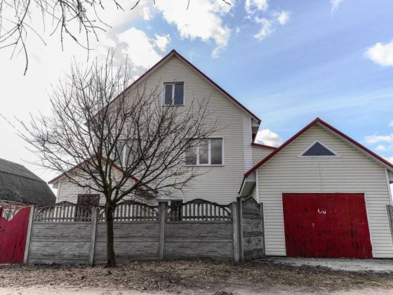 Будинок в межах міста, Старий Білоус Чернігів