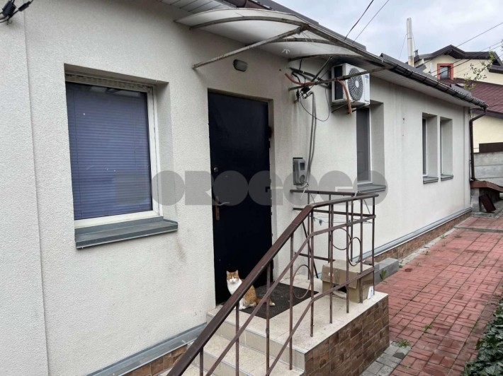 Продється будинок вул. Листопадна, р-он, Голосієво - фото 1