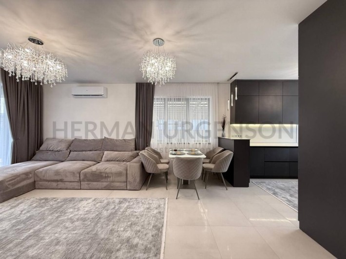 Продаж будинку 147 м.кв / 4 сотки / Ужгород, р-н Компотний - фото 1