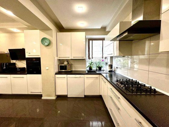 Продаж якісного будинку у Рівному Ровно