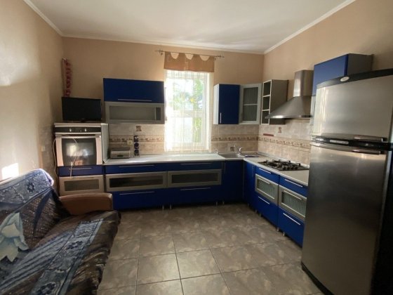 Продаєься 2- поверховий  будинок. Лариса Черкаси