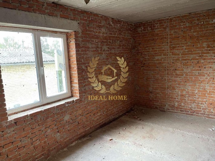 Продається дім біля метро Славутич на березі оз. Мартишів - фото 1