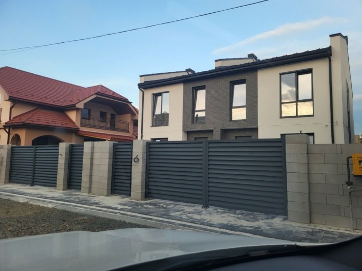 Продається дуплекс в місті близько готеля Закарпаття - фото 1