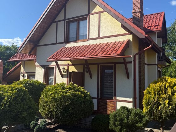 Продаж будинку по вулиці Романця. Черновцы