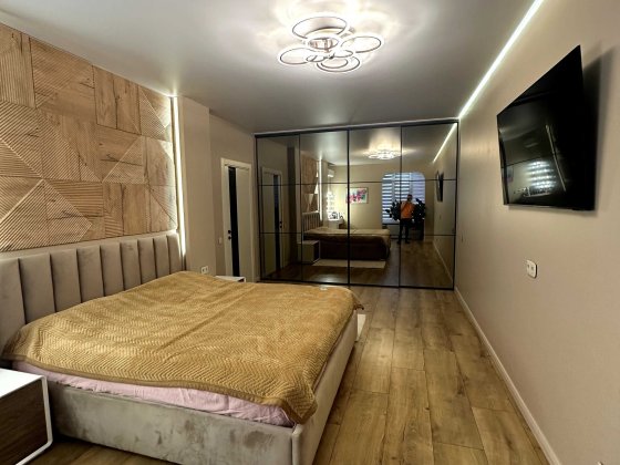 [Осокорки] Продається сучасний таунхаус в котеджному містечку 100кв. м Киев