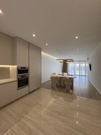 Таунхаус у New Village, Ужгород — 3 спальні готовий до заселення - фото 1