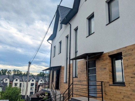 Продається будинок (дуплекс) Чернівці