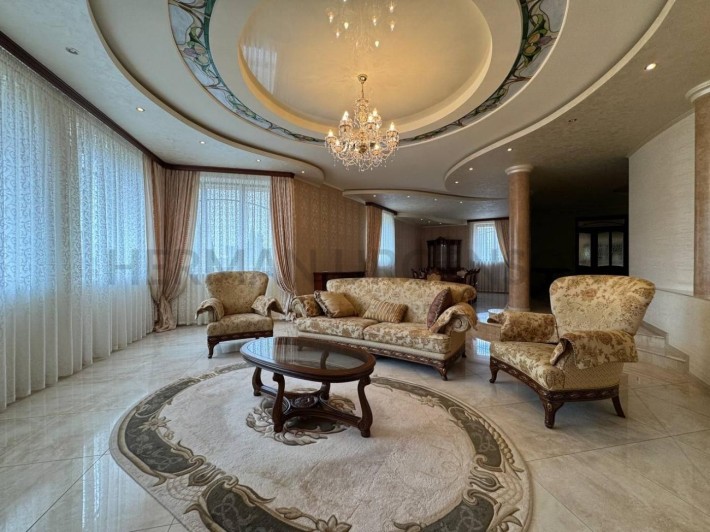 Продаж будинку 298 м.кв / 6 соток / Ужгород, Боздош - фото 1