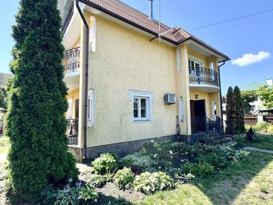 Продаж будинку 127,6 кв ділянка 6 соток м Славутич Осокорки Київ