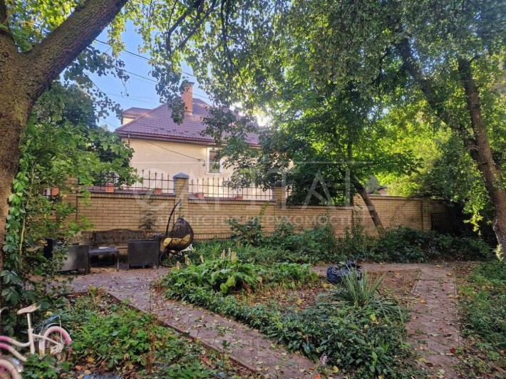 Будинок Подільськиц район. Петрівка О. Телеги - фото 1