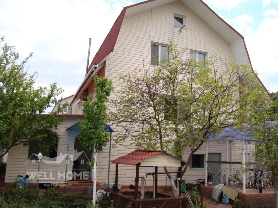 Продаж 4к будинку, вул.  Центральна, 4 ШЛЮЗ, ! ТОРГ ! Киев