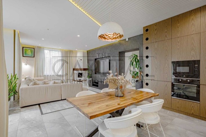 СРОЧНО!Продажа дома с бассейном, 180 м2, Чапаевка, Столичное шоссе - фото 1