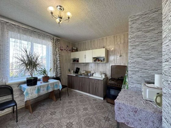 Продам 2-х этажный дом, 189 кв.м на Мирном Дніпро